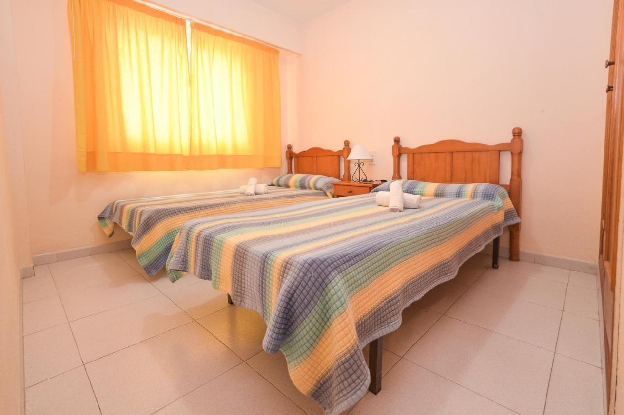 Apartamentos Marblau Las Alondras-Julio Y Agosto Solo Familias Gandía Eksteriør billede